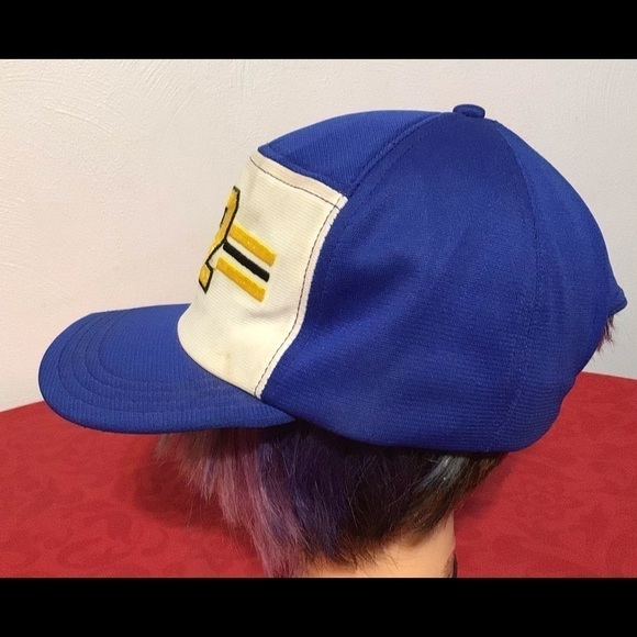 VINTAGE #32 Snapback Hat White/Blue/Gold Cap USA - Picture 4 of 8